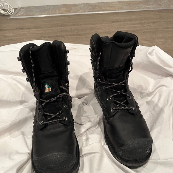 Men’s KEEN 8” work boots size 14 2E - Picture 4 of 10